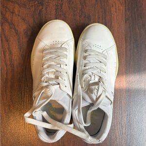 On cloud Running White Sneakers the Roger